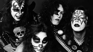 Kiss Hotter Than Hell
