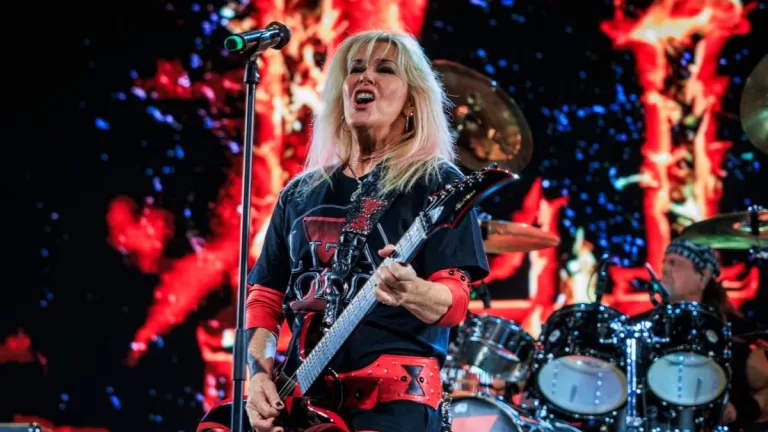 Lita Ford Lanza Dracula